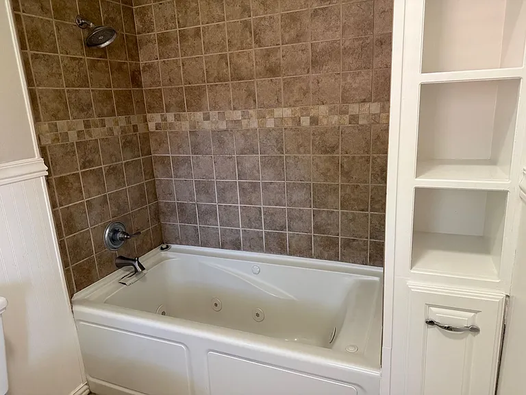 314 Trollinger St — Photo 11