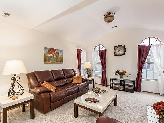 3rd image of 2456 Hooverside Ln