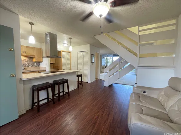 94-065 Kuahelani Ave APT 141, Mililani, HI 96789