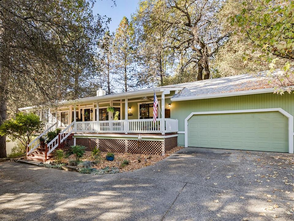 1st image of 19179 Lake Forest Dr
