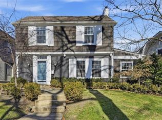 200 W 68th Ter, Kansas City, MO 64113