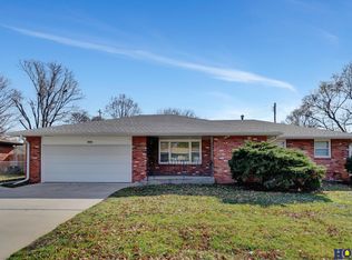 3721 Spruce St, Lincoln, NE 68516