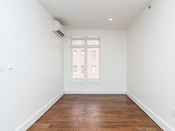 4th image of 1054 Bushwick Ave #21