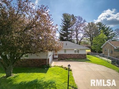 422 N Lakeshore Dr, Hanna City, IL, 61536