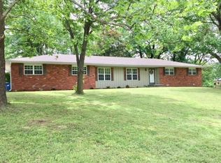 1912 N Duquesne Rd, Joplin, MO 64801