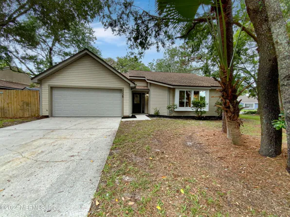 3328 ASHRIDGE Drive, Jacksonville, FL 32225