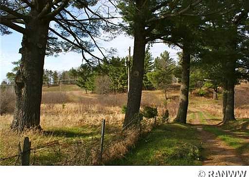 3rd image of W4221 Hwy A