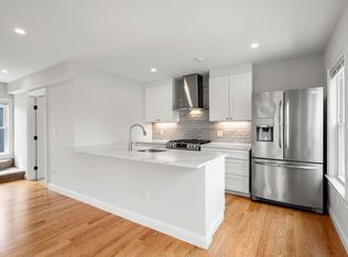 44 School St #3, Gloucester, MA 01930