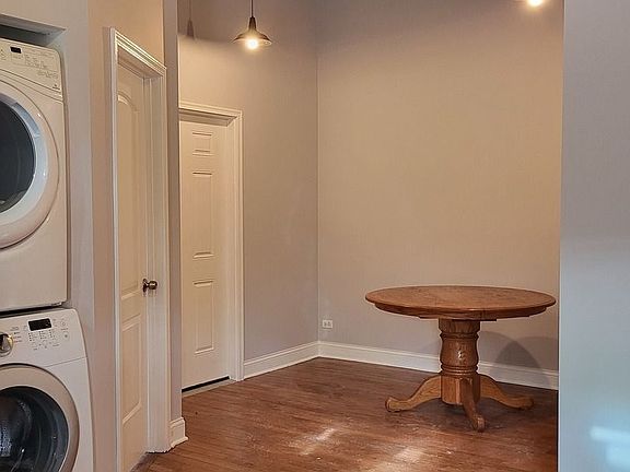 4th image of 3436 S Western Ave APT 1R
