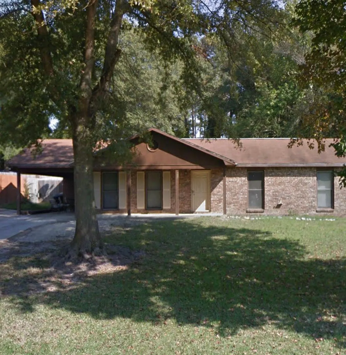 628 Southern Pines Dr — Photo 1