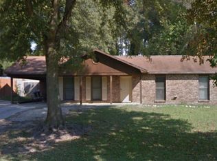 628 Southern Pines Dr, Columbus, GA 31907