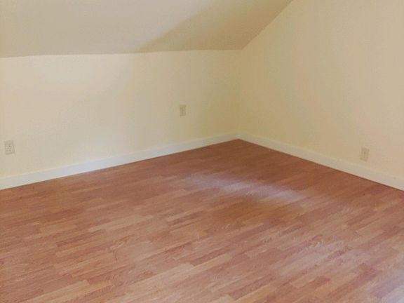 3rd image of 576 Church Ave