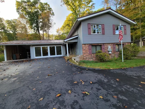 12610 Treasure Lake Rd, Du Bois, PA 15801