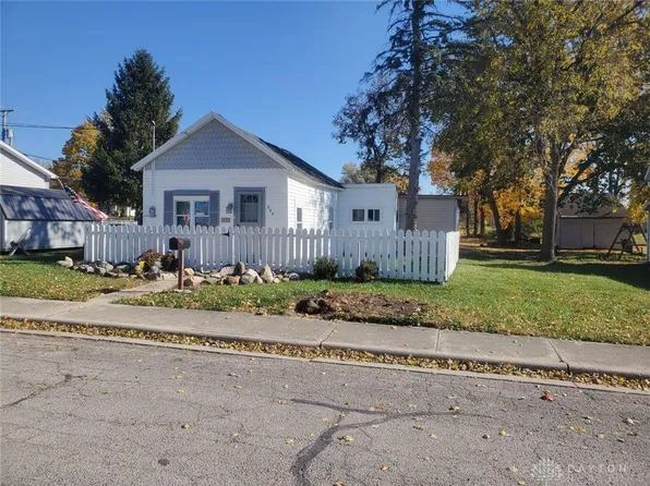 223 S Market St, Union City, OH 45390