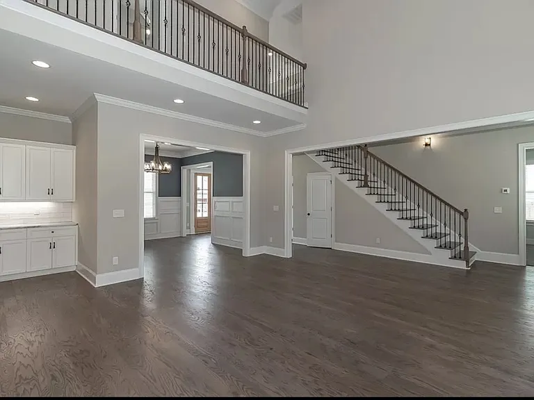 River Oaks Ln — Photo 8
