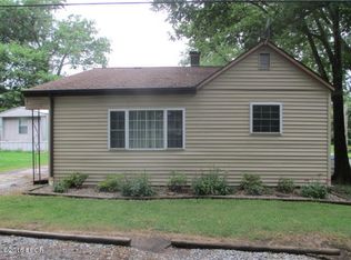 327 N 4th St, Mount Vernon, IL 62864