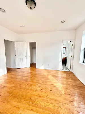 Rented by Compass | media 6
