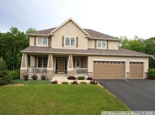 9170 Woodland Dr, Saint Bonifacius, MN 55375