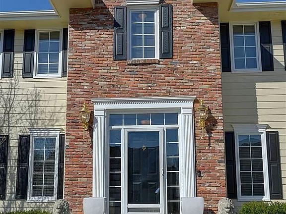 2nd image of 4650 N 139th Ave