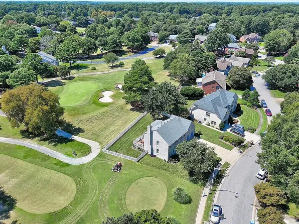 5213 Winding Bank Rd, Virginia Beach, VA 23455