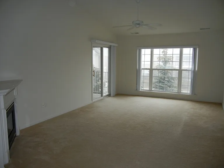 16803 Dover Dr — Photo 3