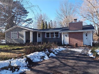8 Lawrence Ave, Corfu, NY, 14036