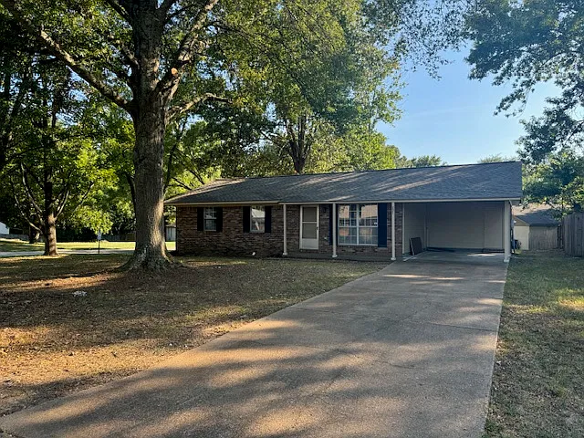 5671 Chapel Hill Dr — Photo 1