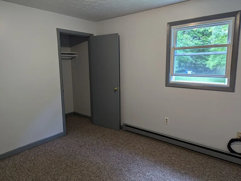 669 Highland Ave — Photo 14