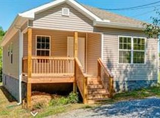 526 Center Ave, Dickson, TN 37055