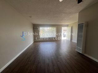 9053 Iowa St, Downey, CA 90241