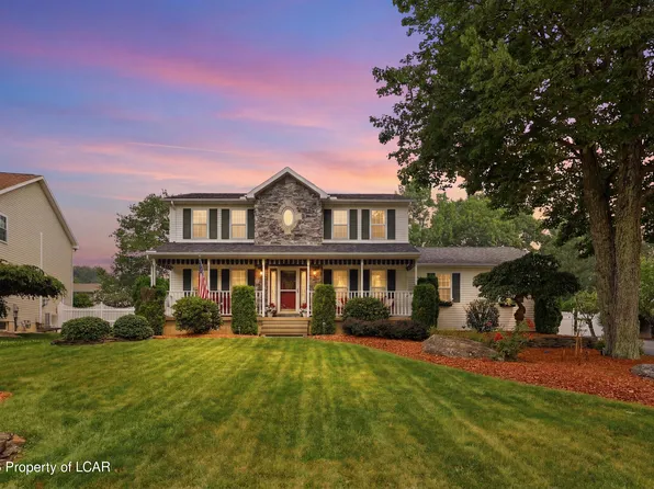 158 Saint Angela Dr, Hazleton, PA 18202