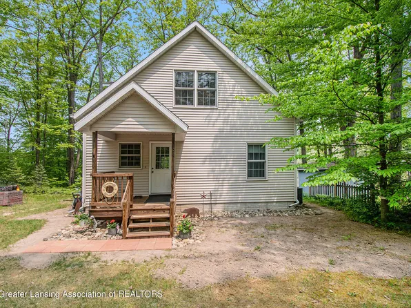 7620 Beech St, Lake, MI 48632