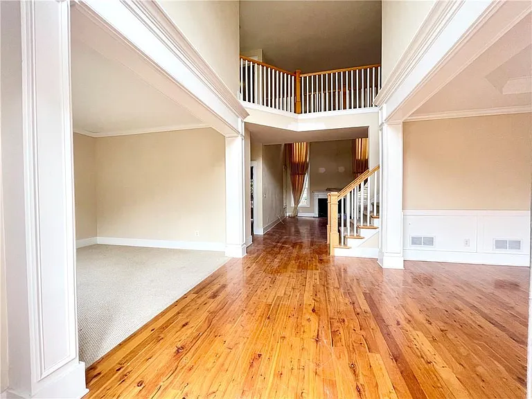 555 Vinings Springs Dr SE — Photo 8