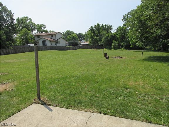 4th image of 13814 Wolf Ave