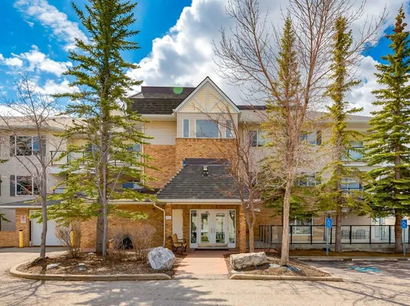 950 N Arbour Lake Rd NW #2301, Calgary, AB T3G 5B3