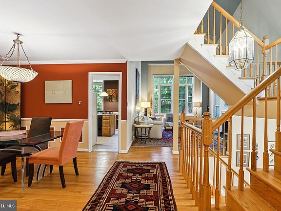 3rd image of 2251 Kings Garden Way