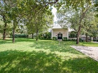 7228 Bursey Rd, North Richland Hills, TX 76182