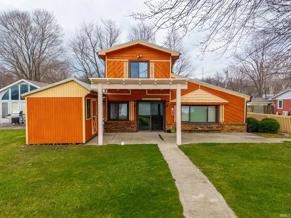 3186 W 3rd Dr, Albion, IN 46701