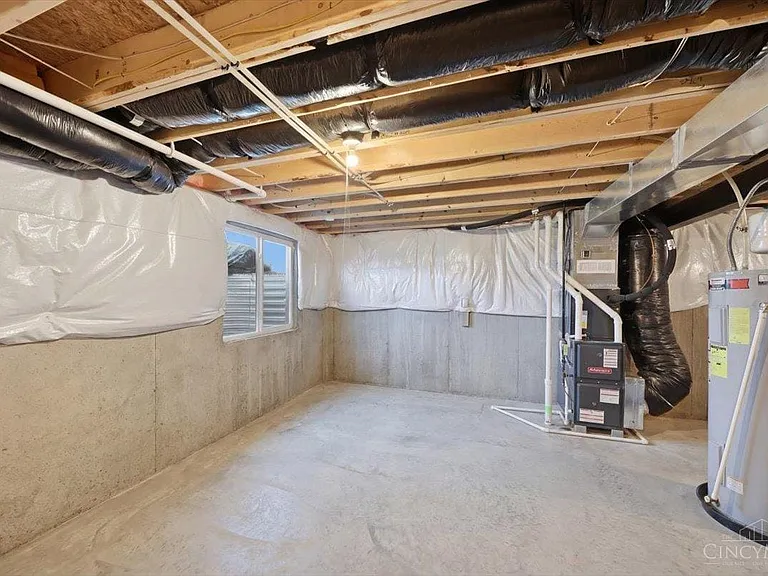 175 Skyway Dr — Photo 33
