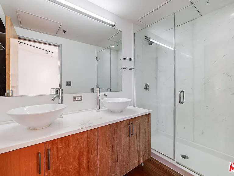 1850 Industrial St #106 — Photo 36