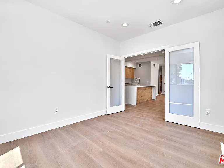 102 Marion Blvd — Photo 28