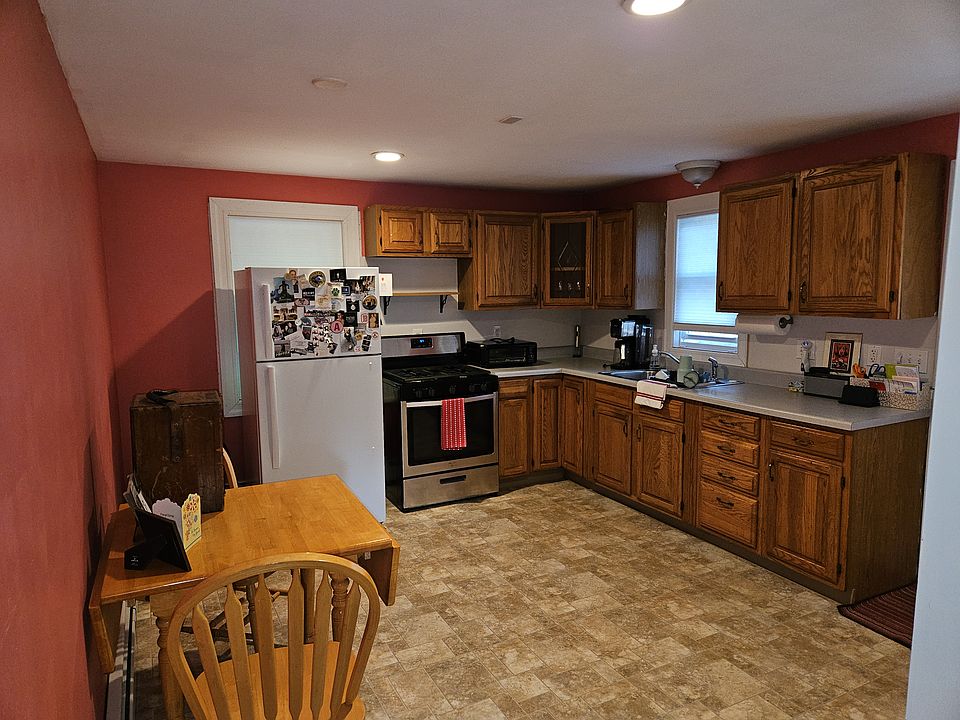 1st image of 43 Courtland St #1