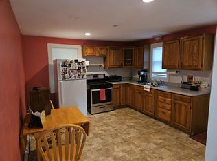 43 Courtland St #1, Pawcatuck, CT 06379