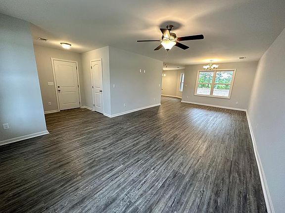 5th image of 577 A Brushwood Dr