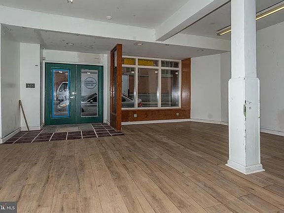 4th image of 304 Park Ave #1