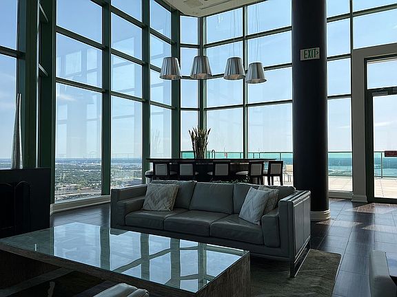 4th image of 1431 Riverplace Blvd APT 3506