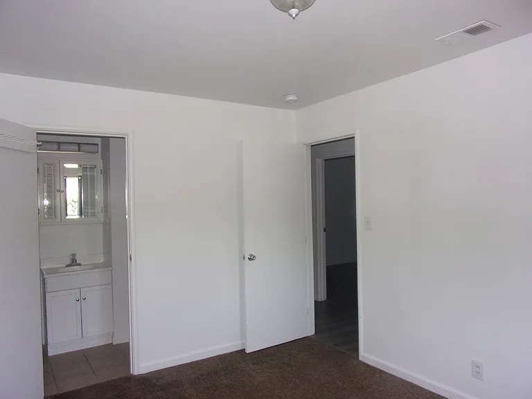 265 Solano Ln — Photo 24