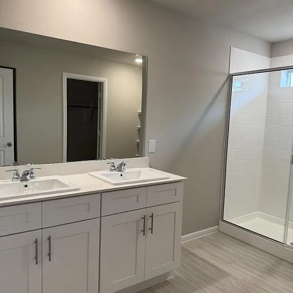 448 Kaufman Dr — Photo 16