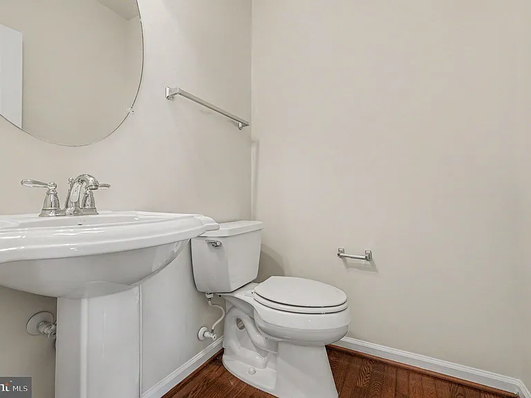 9709 Glenn Brooke Ct — Photo 12