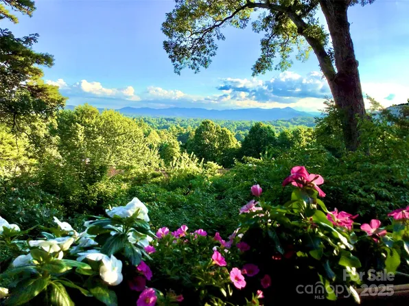 305 Piney Mountain Dr APT C1, Asheville, NC 28805